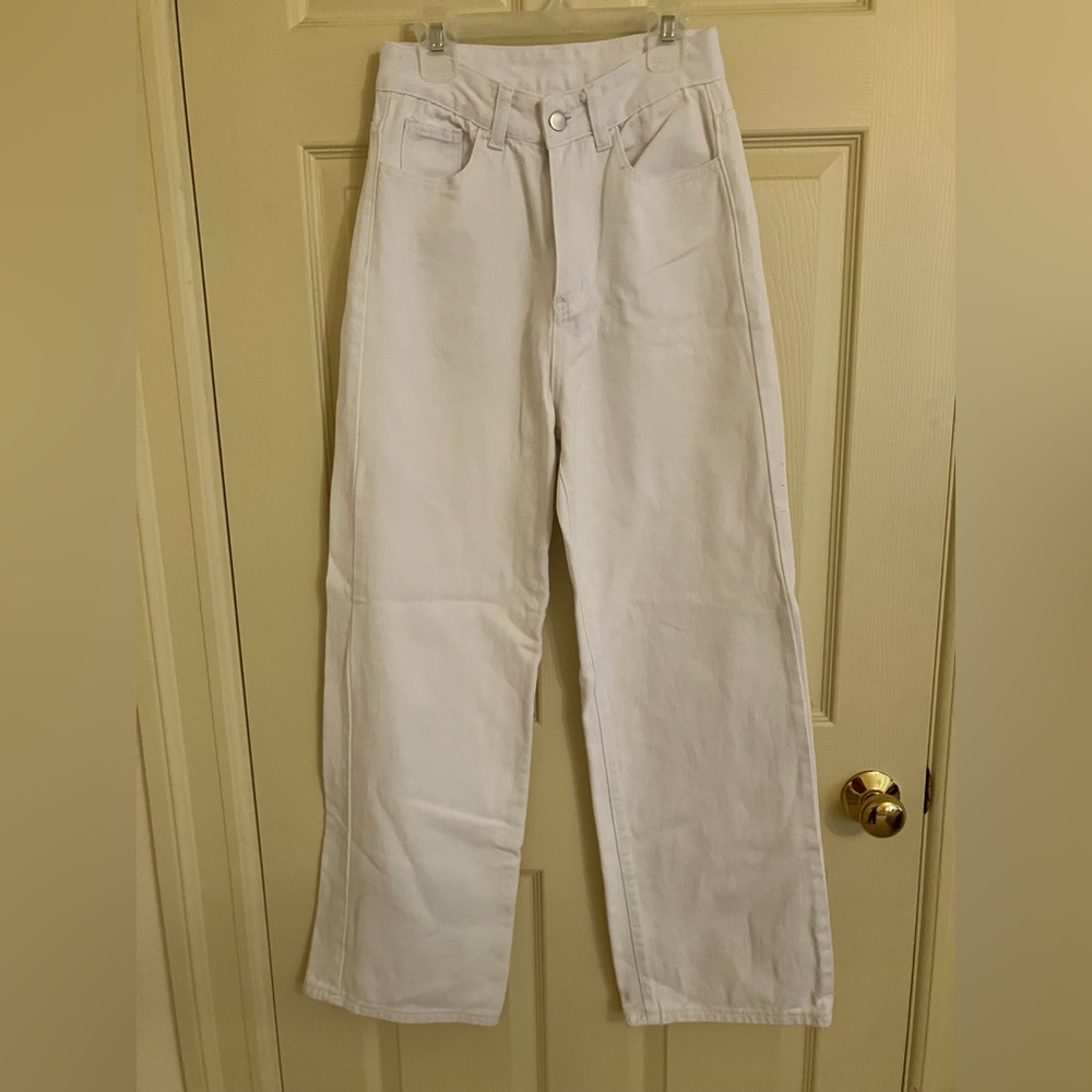 White High Rise Jeans - Size 26